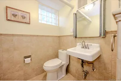 1264 Rhinelander Avenue, Bronx, NY 10461 - Photo 35