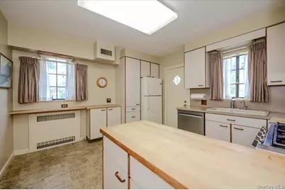 1264 Rhinelander Avenue, Bronx, NY 10461 - Photo 13