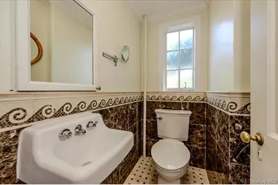 1264 Rhinelander Avenue, Bronx, NY 10461 - Photo 19