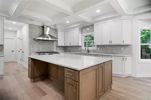 41 Cove Rd, Huntington, NY 11743 - Photo 21