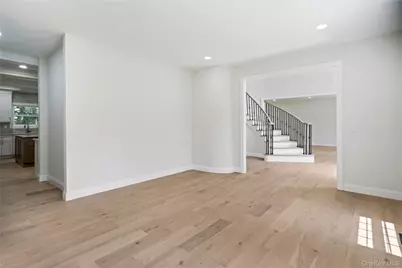 41 Cove Road, Huntington, NY 11743 - Photo 11