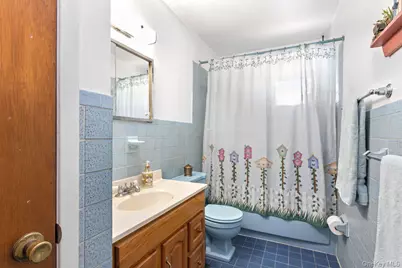 10 Sanderling Lane, East Quogue, NY 11942 - Photo 7