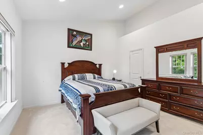 33 Greentree Court, Shirley, NY 11967 - Photo 15