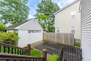 54 Edgewood Rd, Port Washington, NY 11050 - Photo 21