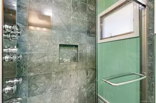 18 Solow Ln, East Northport, NY 11731 - Photo 13