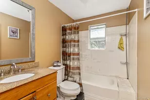 312 Peconic Ave, Medford, NY 11763 - Photo 13