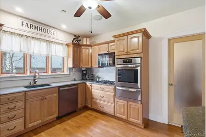 2063 Walnut Street, Baldwin, NY 11510 - Photo 5