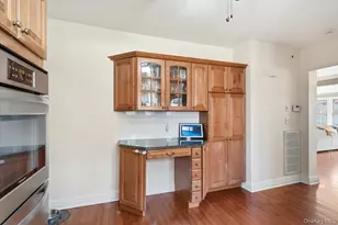2063 Walnut St, Baldwin, NY 11510 - Photo 7