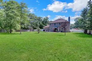 144 Mill Rd, Yaphank, NY 11980 - Photo 21