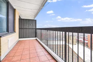 13835 Elder Ave, Flushing, NY 11355 - Photo 21
