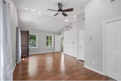 10 Henmond Boulevard, Poughkeepsie, NY 12603 - Photo 33