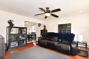2 Ford Dr W, Massapequa, NY 11758 - Photo 5