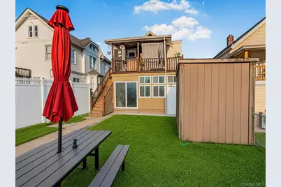 334 Locust Avenue, Port Chester, NY 10573 - Photo 21