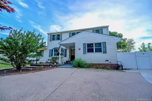 44 S Howell Ave, Farmingville, NY 11738 - Photo 39