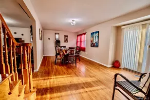 44 S Howell Ave, Farmingville, NY 11738 - Photo 5