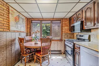 26 Harvard Lane, Commack, NY 11725 - Photo 7