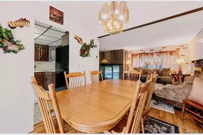 26 Harvard Lane, Commack, NY 11725 - Photo 5