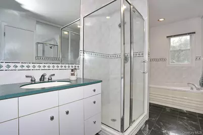 32 Newport Avenue, Tappan, NY 10983 - Photo 29