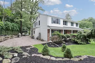32 Newport Ave, Tappan, NY 10983 - Photo 3