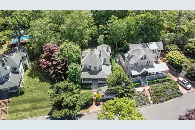 11 Prospect Avenue, Shelter Island Heights, NY 11965 - Photo 23