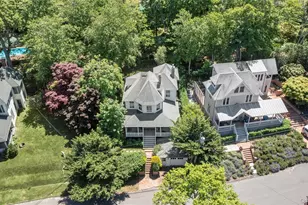 11 Prospect Ave, Shelter Island Heights, NY 11965 - Photo 23