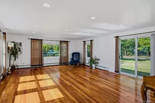 498 Miller Place Rd, Miller Place, NY 11764 - Photo 9