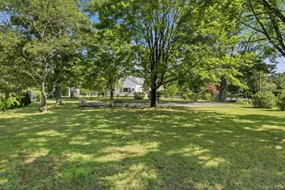 498 Miller Place Road, Miller Place, NY 11764 - Photo 35