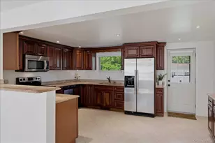 498 Miller Place Rd, Miller Place, NY 11764 - Photo 11