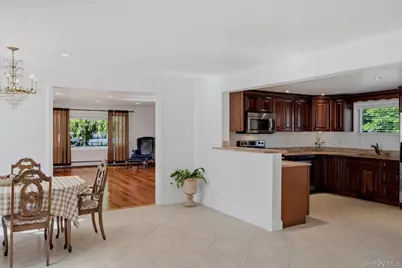 498 Miller Place Road, Miller Place, NY 11764 - Photo 13