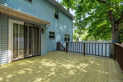 300 Browns Road, Nesconset, NY 11767 - Photo 23