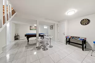 10 Carman Blvd, Massapequa, NY 11758 - Photo 27