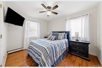 10 Carman Boulevard, Massapequa, NY 11758 - Photo 19