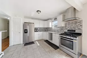 10 Carman Blvd, Massapequa, NY 11758 - Photo 13