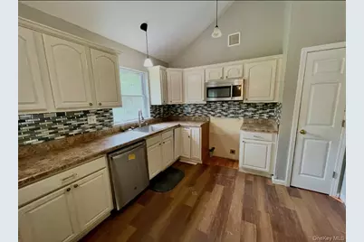 9 Masten Lake Court, Wurtsboro, NY 12790 - Photo 3