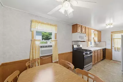 1233 County Route 12, New Hampton, NY 10958 - Photo 15