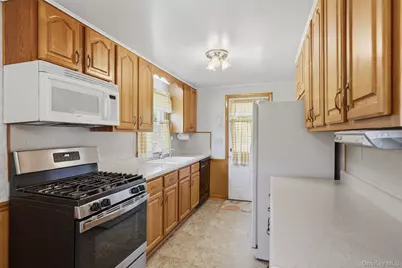 1233 County Route 12, New Hampton, NY 10958 - Photo 9