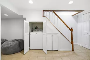 112 Nassau St, Elmont, NY 11003 - Photo 17