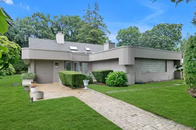 57 Parkway Drive, Roslyn Heights, NY 11577 - Photo 1