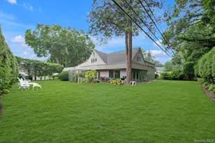 57 Parkway Dr, Roslyn Heights, NY 11577 - Photo 19