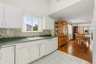 400 Plover Ct, New Windsor, NY 12553 - Photo 13
