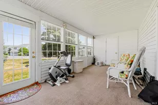 400 Plover Ct, New Windsor, NY 12553 - Photo 29