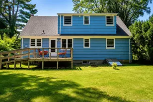 38 Maple Ave, Locust Valley, NY 11560 - Photo 5
