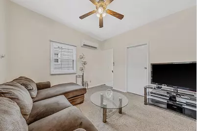 723 Park Avenue, Huntington, NY 11743 - Photo 17