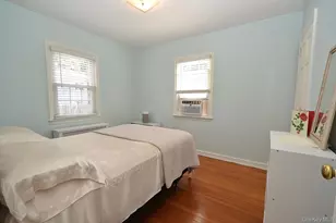 418 Asharoken Blvd, Bay Shore, NY 11706 - Photo 9