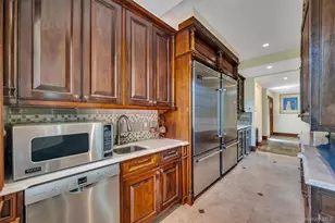 250 Oyster Bay Road, Locust Valley, NY 11560 - Photo 15