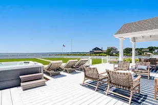 40 Laura Lee Dr, Center Moriches, NY 11934 - Photo 5