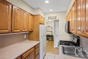 120 Morris Ave, Rockville Centre, NY 11570 - Photo 9