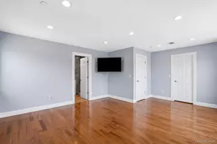 762 Pecan St, Lindenhurst, NY 11757 - Photo 11