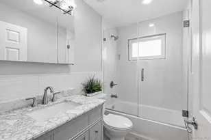 762 Pecan St, Lindenhurst, NY 11757 - Photo 17