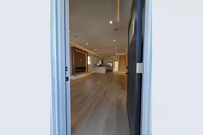 508 Beach 45 Street, Far Rockaway, NY 11691 - Photo 9